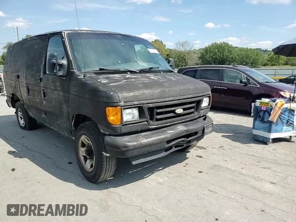 ✅ 2007 Ford Econoline Cargo Commercial • VIN: 1FTNE24W77DB39045 • Lot: 81669135. Listed on Copart with 214,305 mi. Free auction sales archive from the USA and detailed vehicle history report at DreamBid. Image 13.