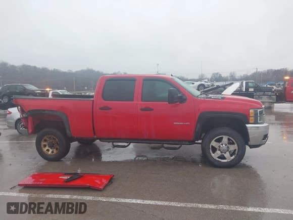 ✅ 2011 Chevrolet Silverado 2500HD LT • VIN: 1GC1KXCGXBF130075 • Лот: 41467109. Опубликован ранее на IAAI с пробегом 167 233 миль. Бесплатный доступ к архиву аукционных продаж из США и подробный отчёт об истории автомобиля на DreamBid. Изображение 14.