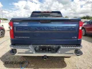 ✅ 2019 Chevrolet Silverado 1500 LTZ • VIN: 1GCPWEED3KZ394937 • Lot: 73764794. Wystawiony na Copart z przebiegiem 77 355 mil. Bezpłatny archiwum sprzedaży aukcyjnych z USA i szczegółowy raport historii pojazdu na DreamBid. Zdjęcie 6.