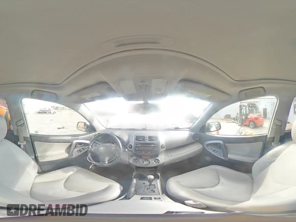 ✅ 2012 Toyota RAV4 Limited • VIN: JTMDK4DV8C5109046 • Лот: 82110585. Опубликован ранее на Copart с пробегом 188 501 миль. Бесплатный доступ к архиву аукционных продаж из США и подробный отчёт об истории автомобиля на DreamBid. Изображение 15.