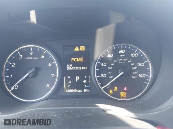 ✅ 2015 Mitsubishi Outlander GT • VIN: JA4JZ4AX0FZ005114 • Lot: 42058228. Listed on IAAI with 146,649 mi. Free auction sales archive from the USA and detailed vehicle history report at DreamBid. Image 7.