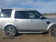 ✅ 2016 Land Rover LR4 HSE Lux • VIN: SALAK2V6XGA829064 • Лот: 43786695. Опубликован ранее на IAAI с пробегом 182 315 миль. Бесплатный доступ к архиву аукционных продаж из США и подробный отчёт об истории автомобиля на DreamBid. Изображение 13.