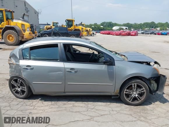 ✅ 2008 Nissan Sentra S • VIN: 3N1AB61E18L614312 • Lot: 42701483. Wystawiony na IAAI z przebiegiem Nie podano. Bezpłatny archiwum sprzedaży aukcyjnych z USA i szczegółowy raport historii pojazdu na DreamBid. Zdjęcie 13.