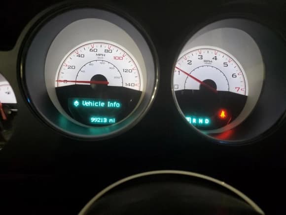 ✅ 2014 Dodge Challenger SXT • VIN: 2C3CDYAG4EH310641 • Lot: 60811924. Wystawiony na Copart z przebiegiem 99 213 mil. Bezpłatny archiwum sprzedaży aukcyjnych z USA i szczegółowy raport historii pojazdu na DreamBid. Zdjęcie 9.