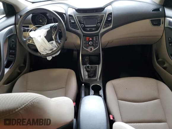 ✅ 2016 Hyundai Elantra SE • VIN: 5NPDH4AE9GH790133 • Лот: 82239755. Опубликован ранее на Copart с пробегом Не указан. Бесплатный доступ к архиву аукционных продаж из США и подробный отчёт об истории автомобиля на DreamBid. Изображение 8.