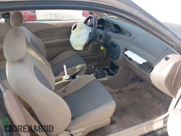 ✅ 2000 Ford Escort ZX2 • VIN: 3FAKP1139YR235632 • Lot: 42240451. Listed on IAAI with 139,532 mi. Free auction sales archive from the USA and detailed vehicle history report at DreamBid. Image 5.