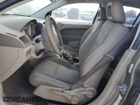 ✅ 2007 Dodge Caliber SXT • VIN: 1B3HB48B27D403749 • Лот: 77847874. Опубликован ранее на Copart с пробегом 145 247 миль. Бесплатный доступ к архиву аукционных продаж из США и подробный отчёт об истории автомобиля на DreamBid. Изображение 7.