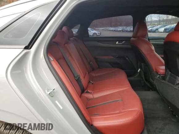 ✅ 2022 Kia K5 GT-Line • VIN: 5XXG64J25NG146999 • Lot: 91306005. Wystawiony na Copart z przebiegiem 53 759 mil. Bezpłatny archiwum sprzedaży aukcyjnych z USA i szczegółowy raport historii pojazdu na DreamBid. Zdjęcie 10.