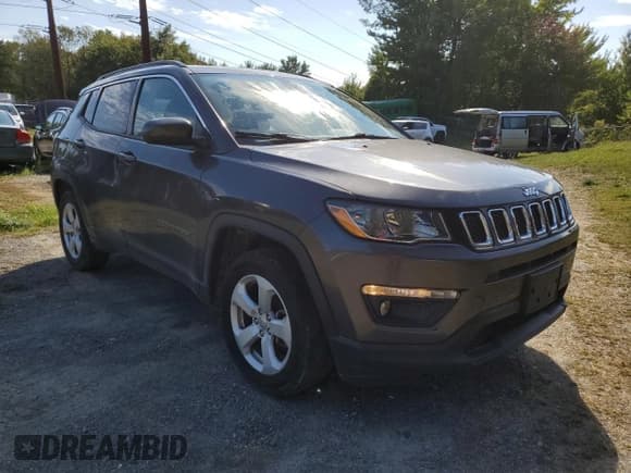 ✅ 2019 Jeep Compass Latitude • VIN: 3C4NJDBB4KT818278 • Лот: 80942355. Опубликован ранее на Copart с пробегом 48 105 миль. Бесплатный доступ к архиву аукционных продаж из США и подробный отчёт об истории автомобиля на DreamBid. Изображение 1.