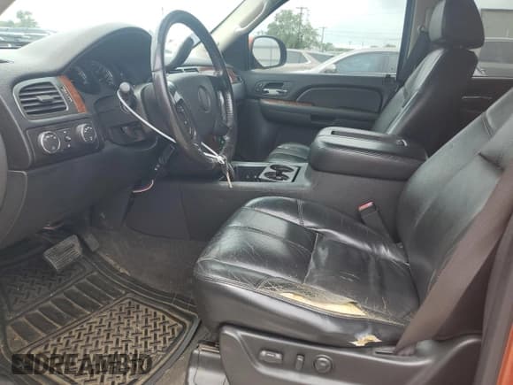 ✅ 2007 Chevrolet Avalanche 1LT • VIN: 3GNFK123X7G127840 • Lot: 60097835. Listed on Copart with 318,471 mi. Free auction sales archive from the USA and detailed vehicle history report at DreamBid. Image 7.