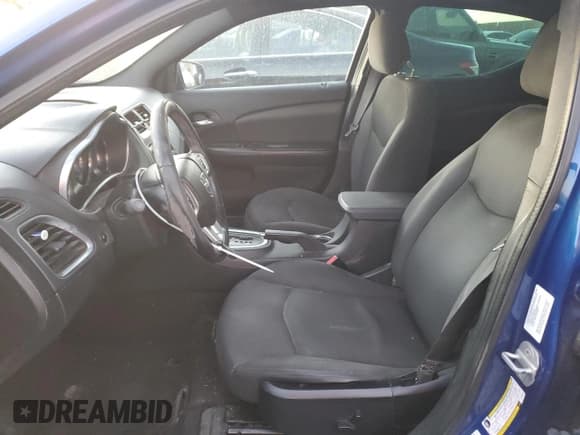 ✅ 2012 Dodge Avenger SXT • VIN: 1C3CDZCB0CN148518 • Лот: 89165665. Опубликован ранее на Copart с пробегом 231 789 миль. Бесплатный доступ к архиву аукционных продаж из США и подробный отчёт об истории автомобиля на DreamBid. Изображение 7.