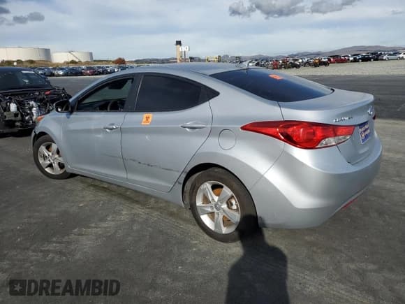 ✅ 2013 Hyundai Elantra GLS • VIN: 5NPDH4AE4DH194794 • Lot: 90623085. Listed on Copart with 188,105 mi. Free auction sales archive from the USA and detailed vehicle history report at DreamBid. Image 2.