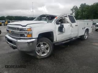 2019 Chevrolet Silverado 2500HD Work Truck z VIN 2GC2KREG9K1147129, wystawiony jako Copart lot #67887375 z przebiegiem 72 644 mil mil oraz Szkoda całkowita • Salvage title. Historia ofert i sprzedaży dostępna na DreamBid. Obrazek 1.
