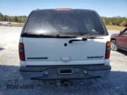 ✅ 2001 Chevrolet Suburban LS • VIN: 3GNFK16T61G213129 • Lot: 87266085. Wystawiony na Copart z przebiegiem Nie podano. Bezpłatny archiwum sprzedaży aukcyjnych z USA i szczegółowy raport historii pojazdu na DreamBid. Zdjęcie 6.