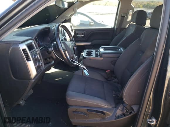 ✅ 2019 Chevrolet Silverado 1500 LT • VIN: 2GCVKPEC9K1141264 • Lot: 75763094. Wystawiony na Copart z przebiegiem 83 356 mil. Bezpłatny archiwum sprzedaży aukcyjnych z USA i szczegółowy raport historii pojazdu na DreamBid. Zdjęcie 7.