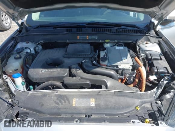 ✅ 2017 Ford Fusion Hybrid SE • VIN: 3FA6P0LU6HR254673 • Lot: 42912247. Wystawiony na IAAI z przebiegiem 169 806 mil. Bezpłatny archiwum sprzedaży aukcyjnych z USA i szczegółowy raport historii pojazdu na DreamBid. Zdjęcie 10.