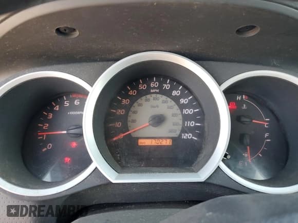 ✅ 2008 Toyota Tacoma • VIN: 5TEPX42N58Z536058 • Lot: 80115005. Wystawiony na Copart z przebiegiem 170 271 mil. Bezpłatny archiwum sprzedaży aukcyjnych z USA i szczegółowy raport historii pojazdu na DreamBid. Zdjęcie 9.