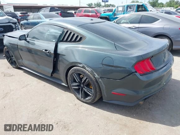 ✅ 2016 Ford Mustang EcoBoost • VIN: 1FA6P8TH0G5289907 • Лот: 42057565. Опубликован ранее на IAAI с пробегом 129 917 миль. Бесплатный доступ к архиву аукционных продаж из США и подробный отчёт об истории автомобиля на DreamBid. Изображение 3.