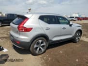 ✅ 2023 Volvo XC40 Plus Bright Theme • VIN: YV4L12UN8P2050507 • Лот: 63792545. Опубликован ранее на Copart с пробегом Не указан. Бесплатный доступ к архиву аукционных продаж из США и подробный отчёт об истории автомобиля на DreamBid. Изображение 3.