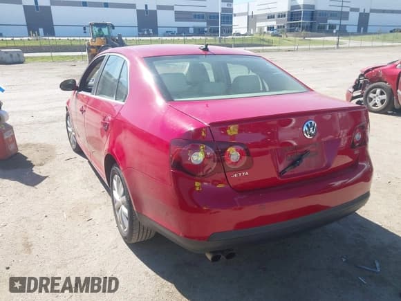 ✅ 2010 Volkswagen Jetta SE • VIN: 3VWRX7AJ7AM053177 • Лот: 43510731. Опубликован ранее на IAAI с пробегом 158 768 миль. Бесплатный доступ к архиву аукционных продаж из США и подробный отчёт об истории автомобиля на DreamBid. Изображение 3.