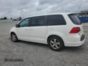 ✅ 2010 Volkswagen Routan SEL • VIN: 2V4RW5DX3AR246029 • Lot: 59893495. Wystawiony na Copart z przebiegiem 203 037 mil. Bezpłatny archiwum sprzedaży aukcyjnych z USA i szczegółowy raport historii pojazdu na DreamBid. Zdjęcie 2.