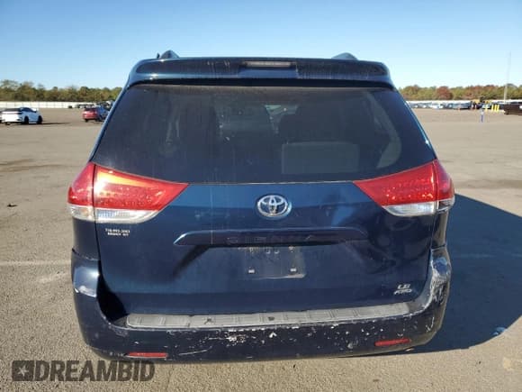 ✅ 2011 Toyota Sienna LE • VIN: 5TDJK3DC6BS004669 • Lot: 87207195. Wystawiony na Copart z przebiegiem 204 081 mil. Bezpłatny archiwum sprzedaży aukcyjnych z USA i szczegółowy raport historii pojazdu na DreamBid. Zdjęcie 6.