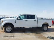 ✅ 2019 Ford F-250 XL • VIN: 1FT7W2B65KED74071 • Lot: 42505692. Listed on IAAI with 197,880 mi. Free auction sales archive from the USA and detailed vehicle history report at DreamBid. Image 14.