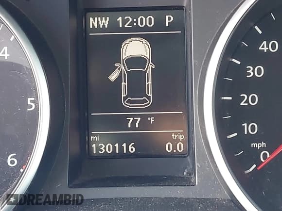 ✅ 2013 Volkswagen Golf TDI • VIN: WVWDM7AJ9DW117133 • Лот: 42543263. Опубликован ранее на IAAI с пробегом 130 116 миль. Бесплатный доступ к архиву аукционных продаж из США и подробный отчёт об истории автомобиля на DreamBid. Изображение 12.