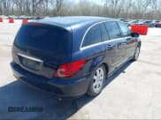 ✅ 2007 Mercedes-Benz R 3.5L • VIN: 4JGCB65EX7A038480 • Лот: 39936714. Опубликован ранее на IAAI с пробегом Не указан. Бесплатный доступ к архиву аукционных продаж из США и подробный отчёт об истории автомобиля на DreamBid. Изображение 4.