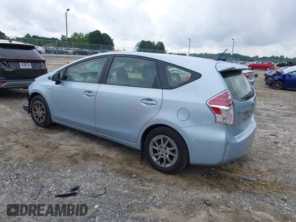 ✅ 2015 Toyota Prius Two • VIN: JTDZN3EU0FJ022766 • Lot: 42812510. Listed on IAAI with 233,074 mi. Free auction sales archive from the USA and detailed vehicle history report at DreamBid. Image 3.