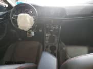 ✅ 2022 Volkswagen Jetta Autobahn • VIN: 3VW1T7BU3NM015615 • Lot: 80874575. Wystawiony na Copart z przebiegiem 25 034 mil. Bezpłatny archiwum sprzedaży aukcyjnych z USA i szczegółowy raport historii pojazdu na DreamBid. Zdjęcie 8.