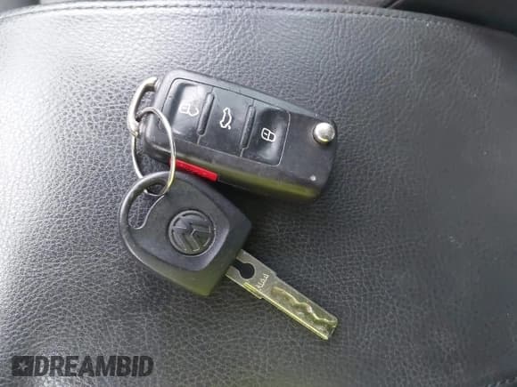 ✅ 2014 Volkswagen Tiguan S • VIN: WVGBV3AX5EW512425 • Lot: 43754178. Listed on IAAI with 157,539 mi. Free auction sales archive from the USA and detailed vehicle history report at DreamBid. Image 11.