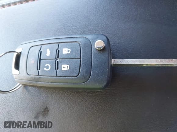 ✅ 2014 Chevrolet Equinox LT • VIN: 1GNALCEK8EZ134675 • Lot: 43300580. Wystawiony na IAAI z przebiegiem 182 839 mil. Bezpłatny archiwum sprzedaży aukcyjnych z USA i szczegółowy raport historii pojazdu na DreamBid. Zdjęcie 11.