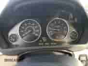 2014 BMW 3 Series 328i z VIN WBA3C1C57EK115074, wystawiony jako Copart lot #89925345 z przebiegiem 131 138 mil mil oraz Szkoda całkowita • Salvage title. Historia ofert i sprzedaży dostępna na DreamBid. Obrazek 9.