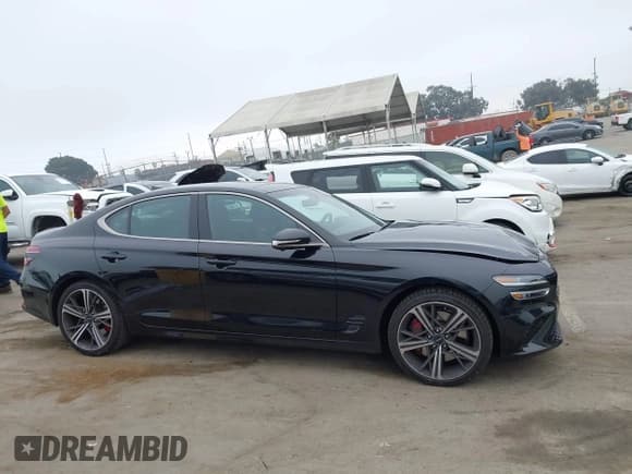 ✅ 2025 Genesis G70 Sport Advanced • VIN: KMTG54SE7SU158171 • Lot: 43397357. Listed on IAAI with 3,079 mi. Free auction sales archive from the USA and detailed vehicle history report at DreamBid. Image 13.