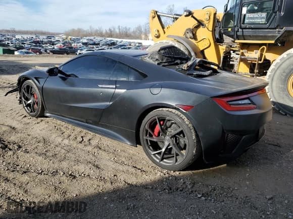 ✅ 2017 Acura NSX • VIN: 19UNC1B00HY000224 • Lot: 40800054. Wystawiony na Copart z przebiegiem Nie podano. Bezpłatny archiwum sprzedaży aukcyjnych z USA i szczegółowy raport historii pojazdu na DreamBid. Zdjęcie 2.