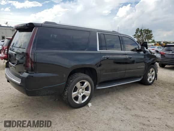 2017 Chevrolet Suburban Premier z VIN 1GNSCJKC2HR115257, wystawiony jako Copart lot #70398544 z przebiegiem 110 577 mil mil oraz Szkoda całkowita • Salvage title. Historia ofert i sprzedaży dostępna na DreamBid. Obrazek 3.