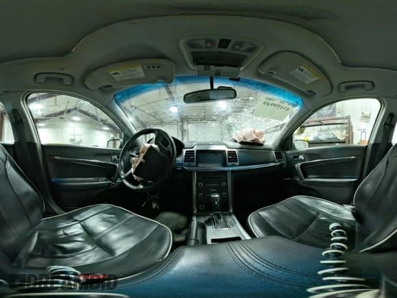 ✅ 2012 Lincoln MKZ • VIN: 3LNHL2GC1CR827561 • Лот: 43459949. Опубликован ранее на IAAI с пробегом 128 200 миль. Бесплатный доступ к архиву аукционных продаж из США и подробный отчёт об истории автомобиля на DreamBid. Изображение 18.