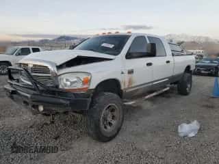 2006 Dodge 3500 Laramie z VIN 3D7LX39C96G136757, wystawiony jako Copart lot #81569324 z przebiegiem 139 903 mil mil oraz Szkoda całkowita • Salvage title. Historia ofert i sprzedaży dostępna na DreamBid. Obrazek 1.