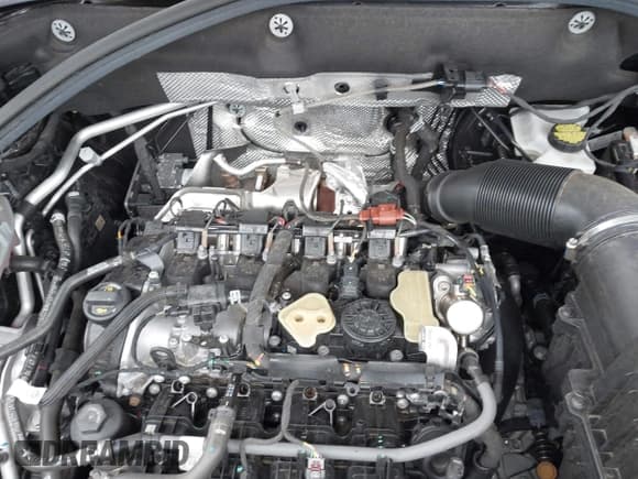 ✅ 2024 Volkswagen Atlas SEL Premium R-Line • VIN: 1V2FE2CAXRC235060 • Lot: 43011051. Wystawiony na IAAI z przebiegiem 29 621 mil. Bezpłatny archiwum sprzedaży aukcyjnych z USA i szczegółowy raport historii pojazdu na DreamBid. Zdjęcie 10.