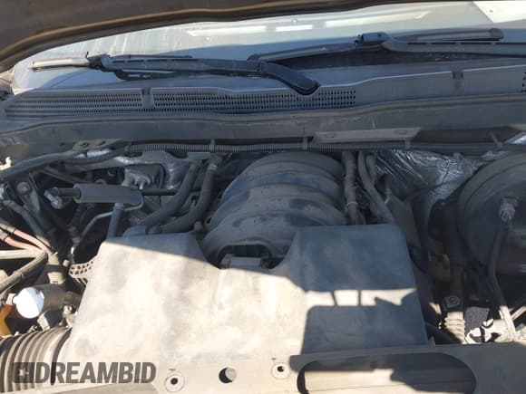 ✅ 2014 Chevrolet Silverado 1500 LT • VIN: 1GCRCREH8EZ413661 • Lot: 43363561. Listed on IAAI with 185,262 mi. Free auction sales archive from the USA and detailed vehicle history report at DreamBid. Image 9.