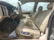 ✅ 1996 Cadillac Fleetwood • VIN: 1G6DW52P4TR704177 • Лот: 49005355. Опубликован ранее на Copart с пробегом 145 635 миль. Бесплатный доступ к архиву аукционных продаж из США и подробный отчёт об истории автомобиля на DreamBid. Изображение 7.