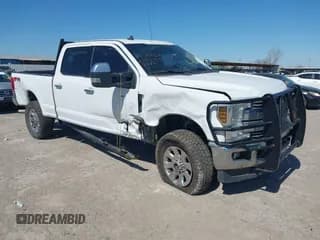 ✅ 2019 Ford F-250 XL • VIN: 1FT7W2B67KEE21553 • Lot: 41850136. Listed on IAAI with 157,012 mi. Free auction sales archive from the USA and detailed vehicle history report at DreamBid. Image 1.