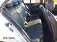 ✅ 2002 Mercedes-Benz C 230/260/280/320 • VIN: WDBRF64J02F236402 • Lot: 42837578. Wystawiony na IAAI z przebiegiem 268 944 mil. Bezpłatny archiwum sprzedaży aukcyjnych z USA i szczegółowy raport historii pojazdu na DreamBid. Zdjęcie 8.