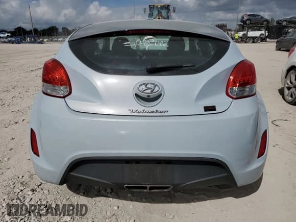 ✅ 2015 Hyundai Veloster RE:FLEX • VIN: KMHTC6AD2FU220472 • Lot: 45469555. Wystawiony na Copart z przebiegiem 46 373 mil. Bezpłatny archiwum sprzedaży aukcyjnych z USA i szczegółowy raport historii pojazdu na DreamBid. Zdjęcie 6.