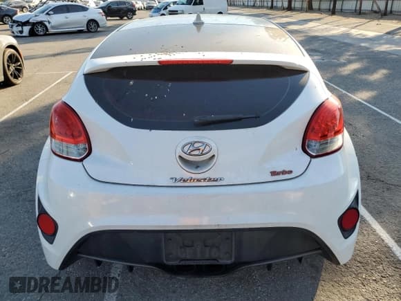 ✅ 2013 Hyundai Veloster Turbo • VIN: KMHTC6AE8DU158906 • Lot: 88074985. Wystawiony na Copart z przebiegiem 183 435 mil. Bezpłatny archiwum sprzedaży aukcyjnych z USA i szczegółowy raport historii pojazdu na DreamBid. Zdjęcie 6.