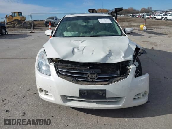 ✅ 2010 Nissan Altima S • VIN: 1N4AL2AP3AN510758 • Lot: 43667398. Listed on IAAI with 137,133 mi. Free auction sales archive from the USA and detailed vehicle history report at DreamBid. Image 6.