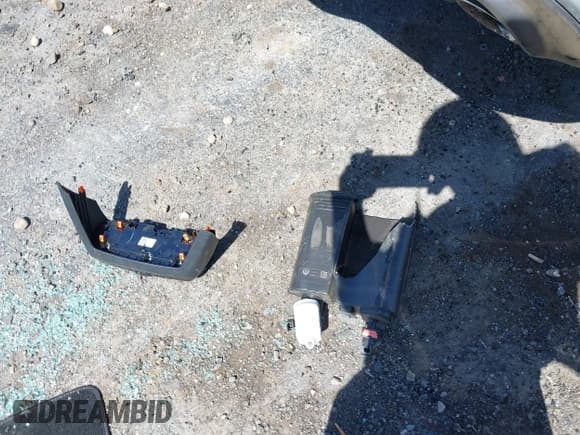 ✅ 2024 Dodge Durango SRT 392 AlcHEMI • VIN: 1C4SDJGJ7RC153536 • Lot: 42277929. Wystawiony na IAAI z przebiegiem 1 732 mil. Bezpłatny archiwum sprzedaży aukcyjnych z USA i szczegółowy raport historii pojazdu na DreamBid. Zdjęcie 11.