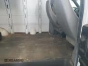 ✅ 2015 Chevrolet Express Cargo • VIN: 1GCWGFCF0F1219441 • Lot: 84630885. Wystawiony na Copart z przebiegiem 163 050 mil. Bezpłatny archiwum sprzedaży aukcyjnych z USA i szczegółowy raport historii pojazdu na DreamBid. Zdjęcie 11.