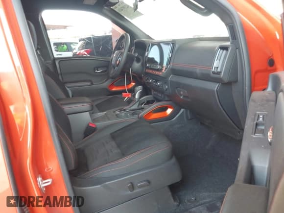 ✅ 2025 Nissan Frontier Pro-4X • VIN: 1N6ED1EK2SN609426 • Лот: 42397424. Опубликован ранее на IAAI с пробегом 675 миль. Бесплатный доступ к архиву аукционных продаж из США и подробный отчёт об истории автомобиля на DreamBid. Изображение 5.